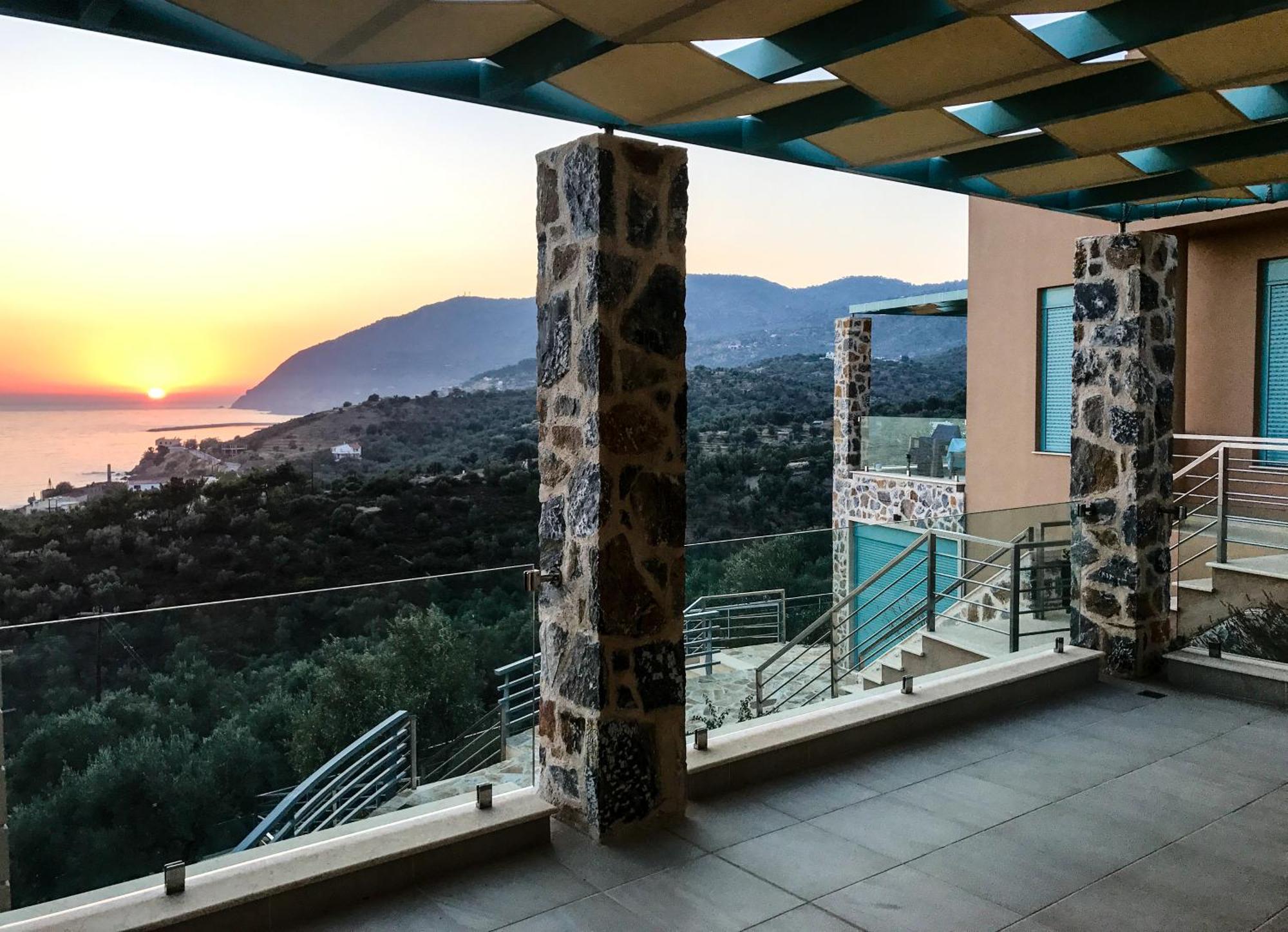 Ouzo Panoramic Houses 1, With Private Pool 플로마리언 외부 사진