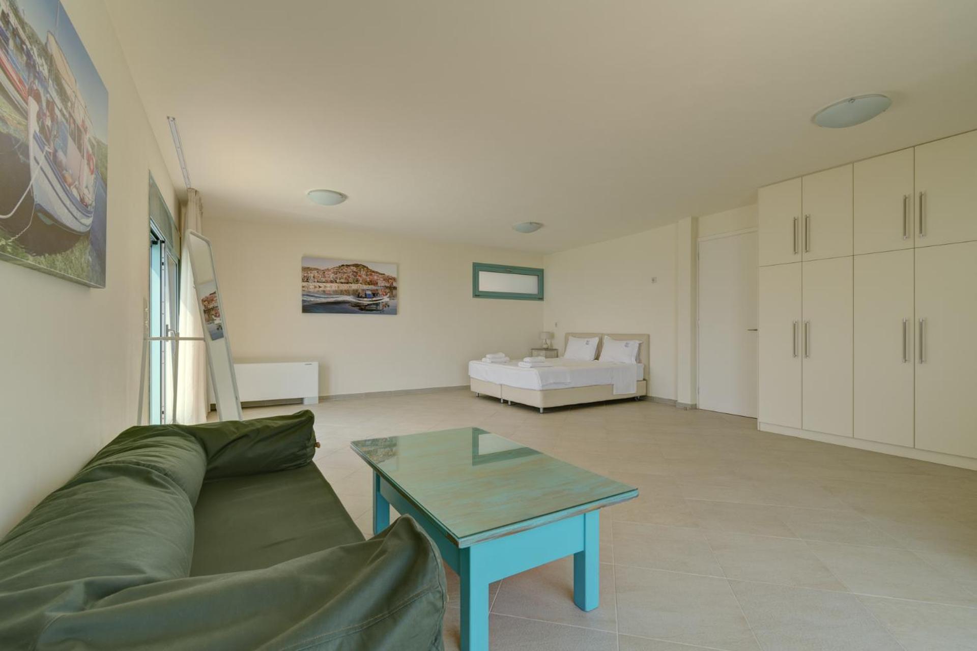 Ouzo Panoramic Houses 1, With Private Pool 플로마리언 객실 사진