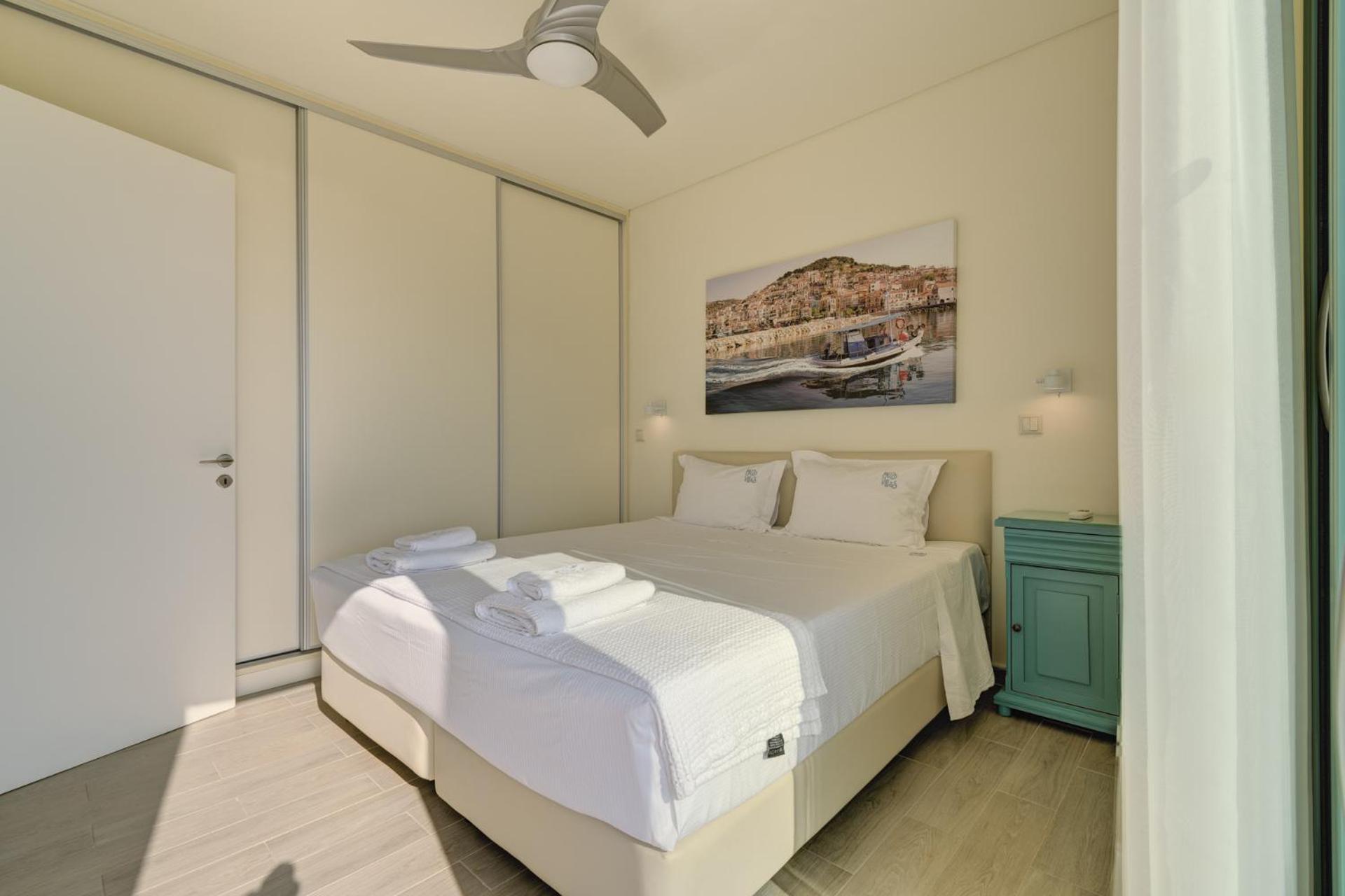 Ouzo Panoramic Houses 1, With Private Pool 플로마리언 객실 사진